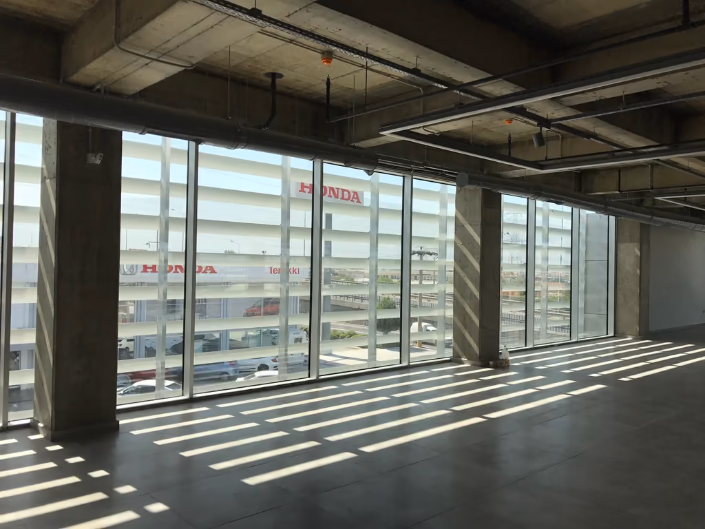 Honda Showroom & Service, photographs