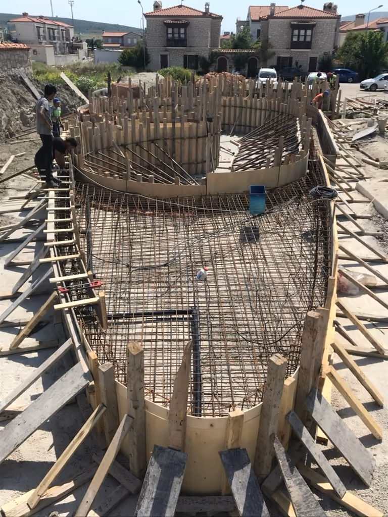 Pachamama Hotel, process